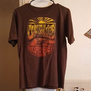 "Born From The Sea",Quiksilver Brown and Yellow Graphic Tee. Mens.sz.M, Wom Sz.L